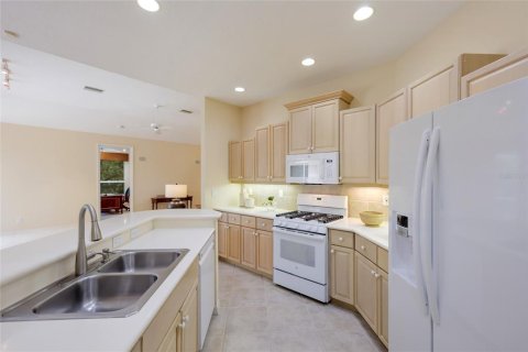 Villa ou maison à vendre à Lakewood Ranch, Floride: 3 chambres, 248.14 m2 № 2200772 - photo 13