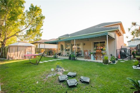 Casa en venta en Homestead, Florida, 4 dormitorios, 195.65 m2 № 1863541 - foto 23