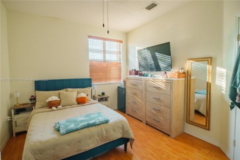 Casa en venta en Homestead, Florida, 4 dormitorios, 195.65 m2 № 1863541 - foto 18