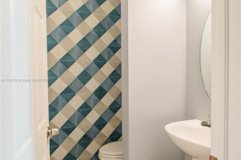 Casa en venta en Homestead, Florida, 4 dormitorios, 195.65 m2 № 1863541 - foto 12
