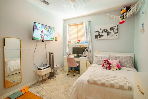Casa en venta en Homestead, Florida, 4 dormitorios, 195.65 m2 № 1863541 - foto 19