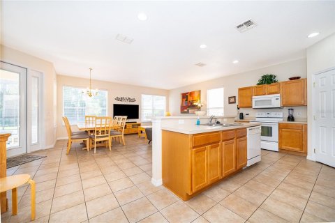 Villa ou maison à vendre à Davenport, Floride: 4 chambres, 192.03 m2 № 2222236 - photo 8