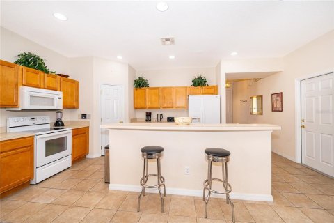 Villa ou maison à vendre à Davenport, Floride: 4 chambres, 192.03 m2 № 2222236 - photo 11