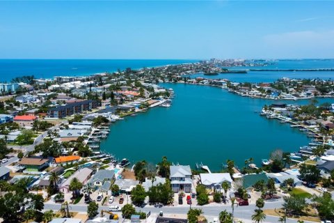 Купить земельный участок в Индиан-Рокс-Бич, Флорида № 1673503 - фото 10