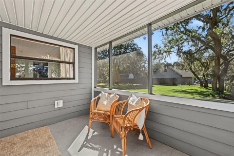 House in Odessa, Florida 2 bedrooms, 79.52 sq.m. № 2425881 - photo 12