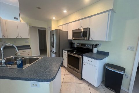 Villa ou maison à louer à Port Charlotte, Floride: 3 chambres, 138.89 m2 № 2399474 - photo 21