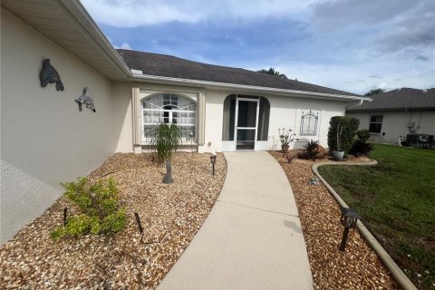Villa ou maison à louer à Port Charlotte, Floride: 3 chambres, 138.89 m2 № 2399474 - photo 5
