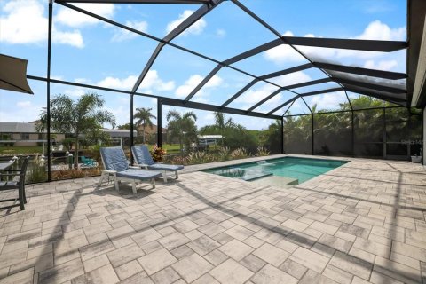 House in Port Charlotte, Florida 3 bedrooms, 199.37 sq.m. № 2150808 - photo 27