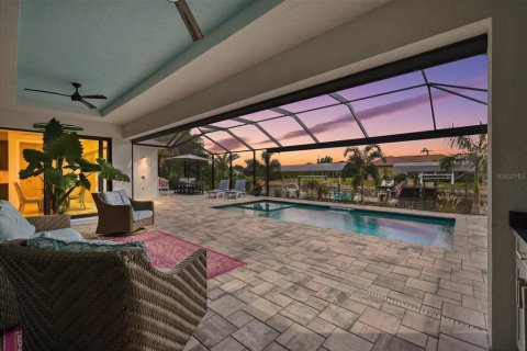 House in Port Charlotte, Florida 3 bedrooms, 199.37 sq.m. № 2150808 - photo 21