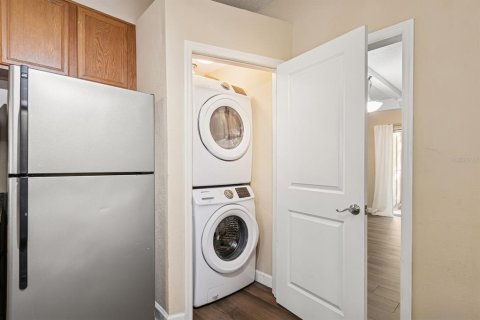 Condo in Gainesville, Florida, 3 bedrooms  № 1817825 - photo 7