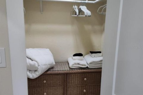 Снять в аренду квартиру в Нокомис, Флорида 4 комнаты, 77.02м2, № 1219761 - фото 8