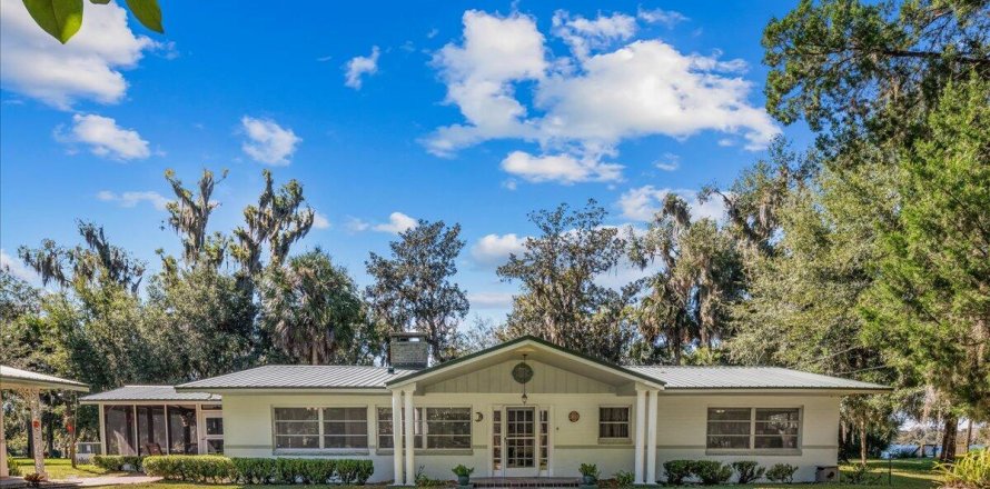 Casa en Satsuma, Florida 3 dormitorios, 229.19 m2 № 801126