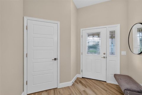 House in The Villages, Florida 3 bedrooms, 151.71 sq.m. № 2209140 - photo 6