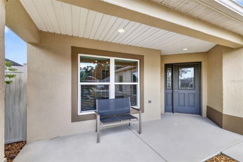 House in The Villages, Florida 3 bedrooms, 151.71 sq.m. № 2209140 - photo 5