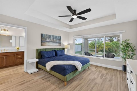House in The Villages, Florida 3 bedrooms, 151.71 sq.m. № 2209140 - photo 20