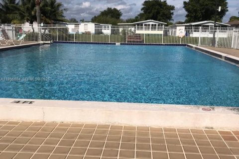 Adosado en alquiler en Margate, Florida, 2 dormitorios, 104.24 m2 № 2010586 - foto 23