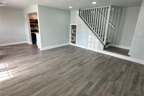 Adosado en alquiler en Margate, Florida, 2 dormitorios, 104.24 m2 № 2010586 - foto 11