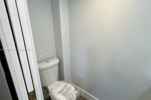 Adosado en alquiler en Margate, Florida, 2 dormitorios, 104.24 m2 № 2010586 - foto 12