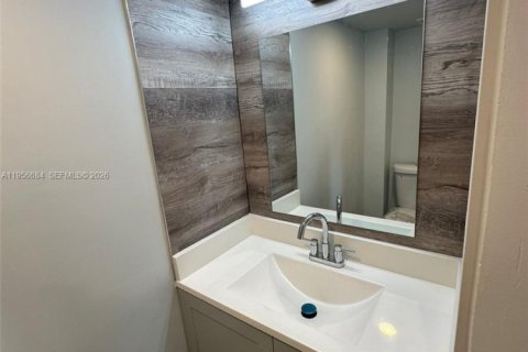 Adosado en alquiler en Margate, Florida, 2 dormitorios, 104.24 m2 № 2010586 - foto 13