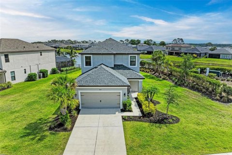 House in Bradenton, Florida 4 bedrooms, 247.12 sq.m. № 1688385 - photo 3