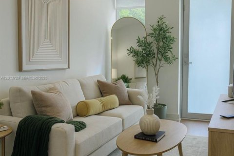 Apartment in Miami Beach, Florida 2 bedrooms, 686.73 sq.m. № 2076361