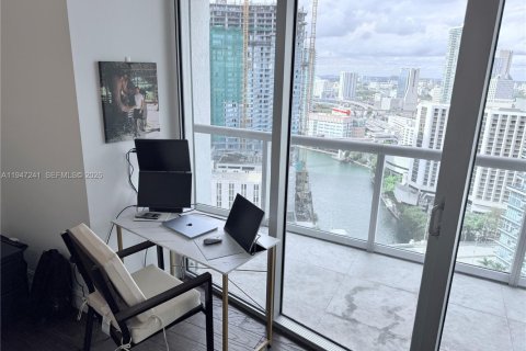 Condo in Miami, Florida, 1 bedroom  № 2193344 - photo 7