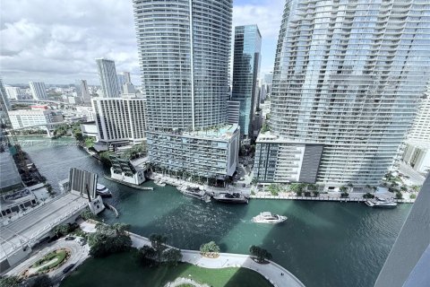 Condo in Miami, Florida, 1 bedroom  № 2193344 - photo 21