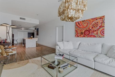 Condominio en venta en Miami, Florida, 2 dormitorios, 134.71 m2 № 2056154 - foto 15