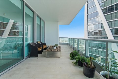 Condominio en venta en Miami, Florida, 2 dormitorios, 134.71 m2 № 2056154 - foto 3