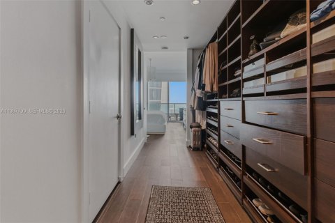 Condominio en venta en Miami, Florida, 2 dormitorios, 134.71 m2 № 2056154 - foto 21