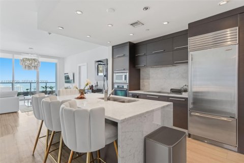 Condominio en venta en Miami, Florida, 2 dormitorios, 134.71 m2 № 2056154 - foto 5
