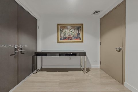 Condominio en venta en Miami, Florida, 2 dormitorios, 134.71 m2 № 2056154 - foto 28