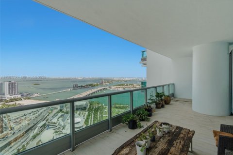 Condominio en venta en Miami, Florida, 2 dormitorios, 134.71 m2 № 2056154 - foto 16