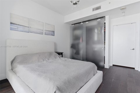 Condominio en venta en Miami, Florida, 2 dormitorios, 134.71 m2 № 2056154 - foto 24