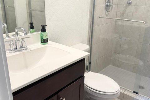 Townhouse in Homestead, Florida 4 bedrooms, 127.65 sq.m. № 1862878 - photo 27