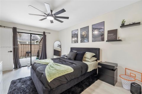 Casa en venta en North Lauderdale, Florida, 2 dormitorios, 110.18 m2 № 2421359 - foto 15