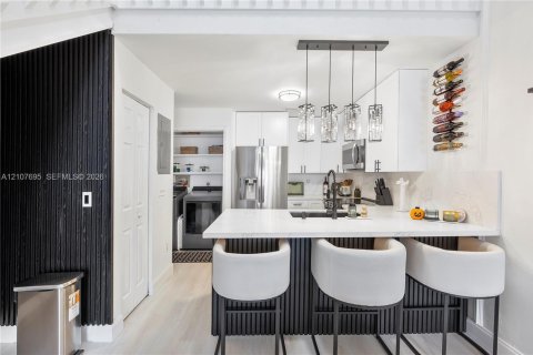 Casa en venta en North Lauderdale, Florida, 2 dormitorios, 110.18 m2 № 2421359 - foto 7
