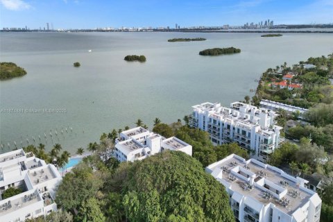 Copropriété à vendre à Miami, Floride: 2 chambres, 91.97 m2 № 1926414 - photo 15