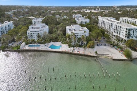 Copropriété à vendre à Miami, Floride: 2 chambres, 91.97 m2 № 1926414 - photo 6