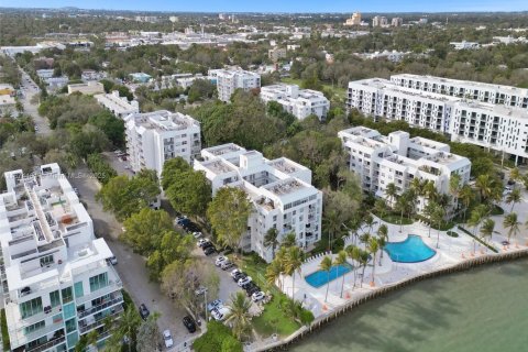 Copropriété à vendre à Miami, Floride: 2 chambres, 91.97 m2 № 1926414 - photo 10