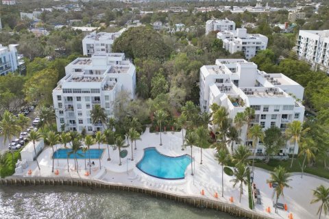 Copropriété à vendre à Miami, Floride: 2 chambres, 91.97 m2 № 1926414 - photo 2