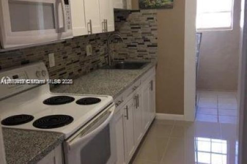 Immobilier commercial à vendre à Dania Beach, Floride: 269.32 m2 № 1922655 - photo 8