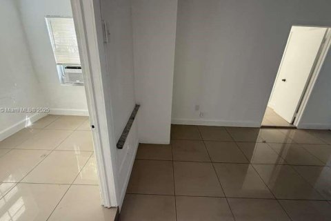 Immobilier commercial à vendre à Dania Beach, Floride: 269.32 m2 № 1922655 - photo 10