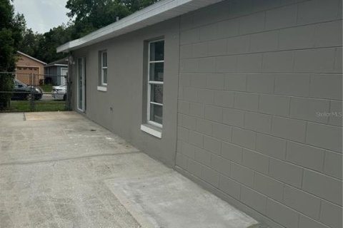 House in Apopka, Florida 3 bedrooms, 95.69 sq.m. № 1789079 - photo 24