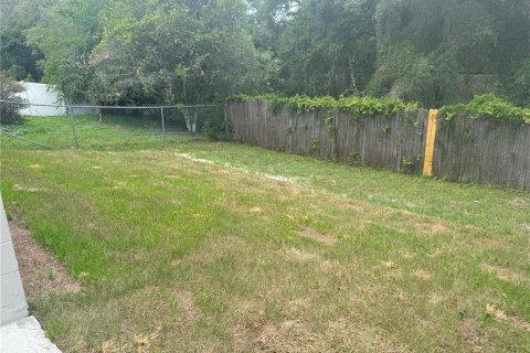 House in Apopka, Florida 3 bedrooms, 95.69 sq.m. № 1789079 - photo 25