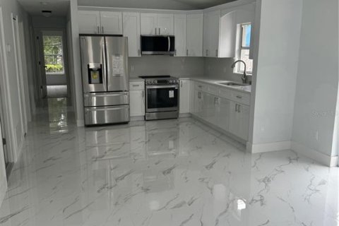 House in Apopka, Florida 3 bedrooms, 95.69 sq.m. № 1789079 - photo 5