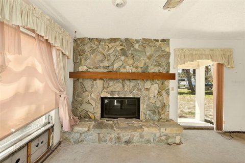 House in Belleair Beach, Florida 3 bedrooms, 181.35 sq.m. № 2148796 - photo 9