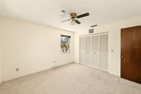 House in Belleair Beach, Florida 3 bedrooms, 181.35 sq.m. № 2148796 - photo 30