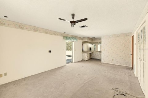 House in Belleair Beach, Florida 3 bedrooms, 181.35 sq.m. № 2148796 - photo 24