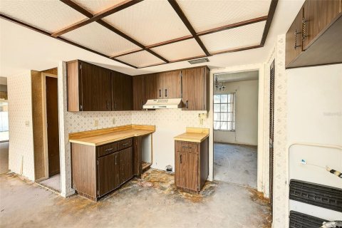 House in Belleair Beach, Florida 3 bedrooms, 181.35 sq.m. № 2148796 - photo 13